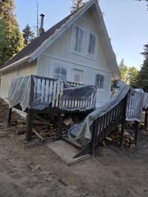 Before & After Two-Tone Exterior Painting in Navajo Lake, UT (1)